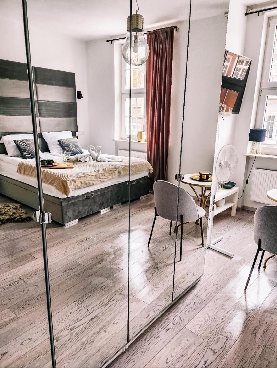 Cloud 9 King Size Bed - Old Town View Gdansk Ogarna Apartamento Exterior foto
